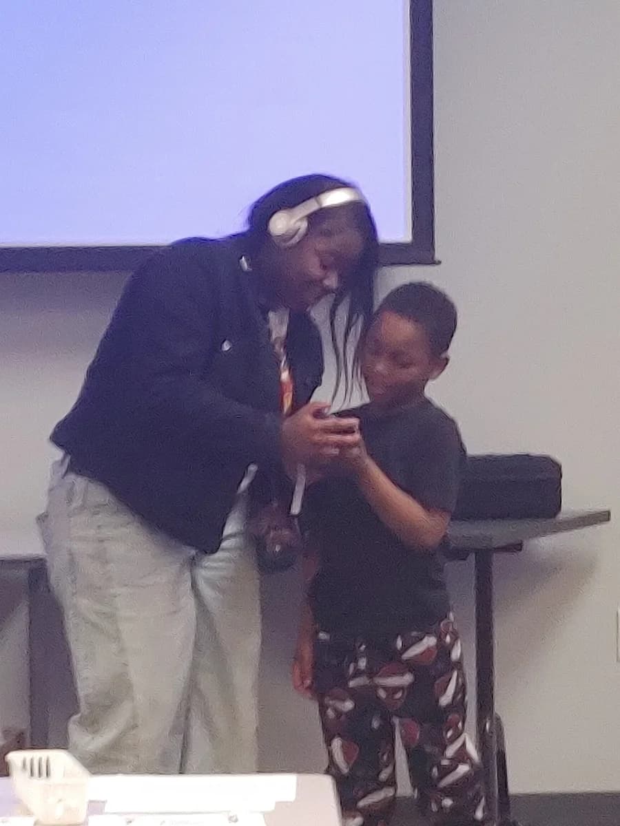 DRMI program participants working together during a community workshop.